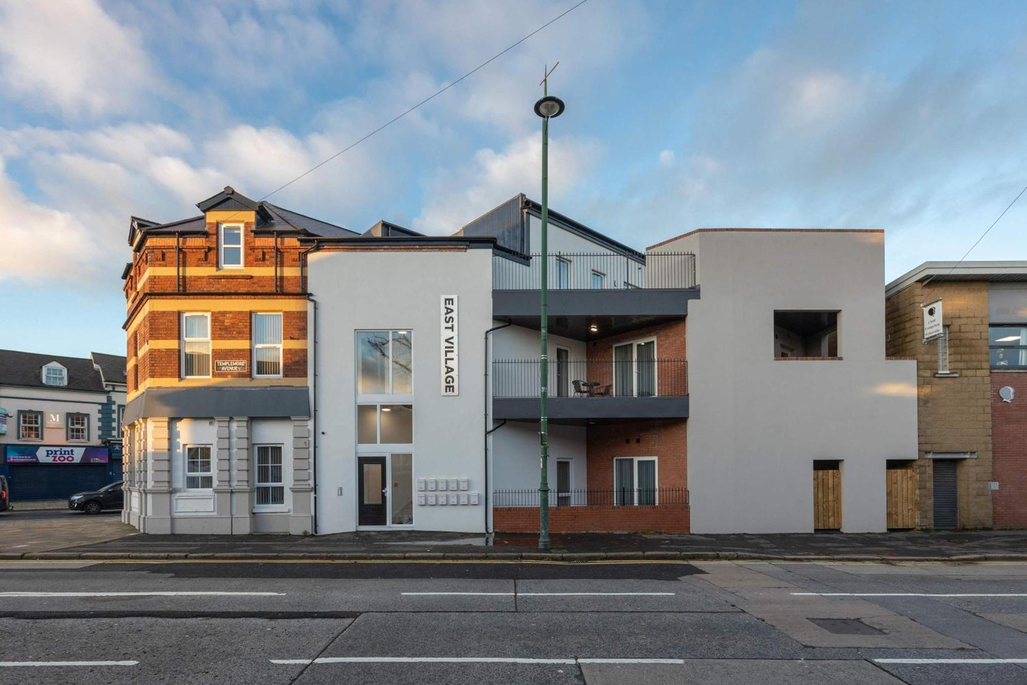 Luxury 2 Bedroom Penthouse In East Village Belfast - Walk To City Centre, Roof Terrace Holiday home Belfast