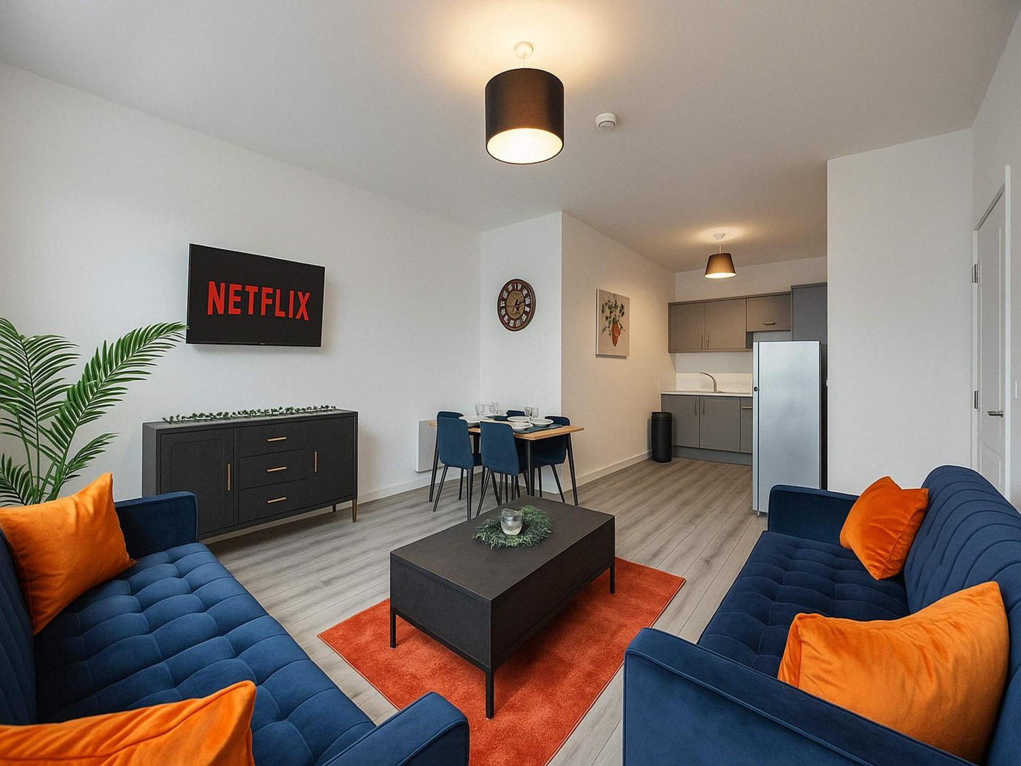 Luxury 2 Bedroom Penthouse In East Village Belfast - Walk To City Centre, Roof Terrace * Belfast